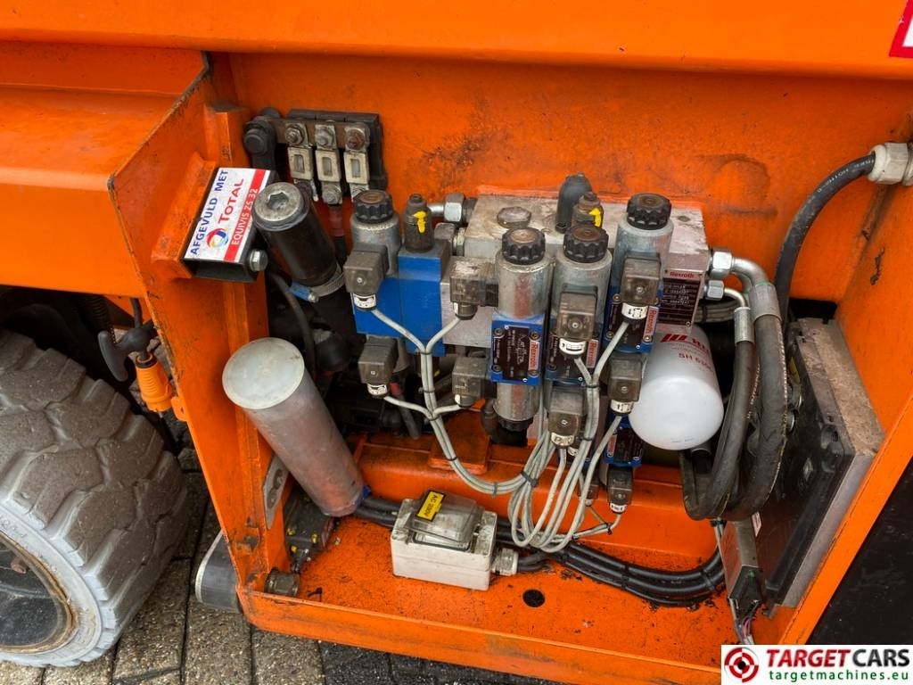 Holland Lift CombiStar N165EL12 Electric Scissor WorkLift 18.5M  в лизинг Holland Lift CombiStar N165EL12 Electric Scissor WorkLift 18.5M: фото 18