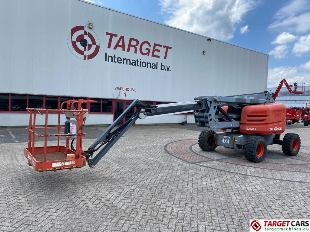 SkyJack SJ63AJ Articulated 4x4 Diesel Boom WorkLift 2136cm - Коленчатый подъемник: фото 1 SkyJack SJ63AJ Articulated 4x4 Diesel Boom WorkLift 2136cm - Коленчатый подъемник: фото 1