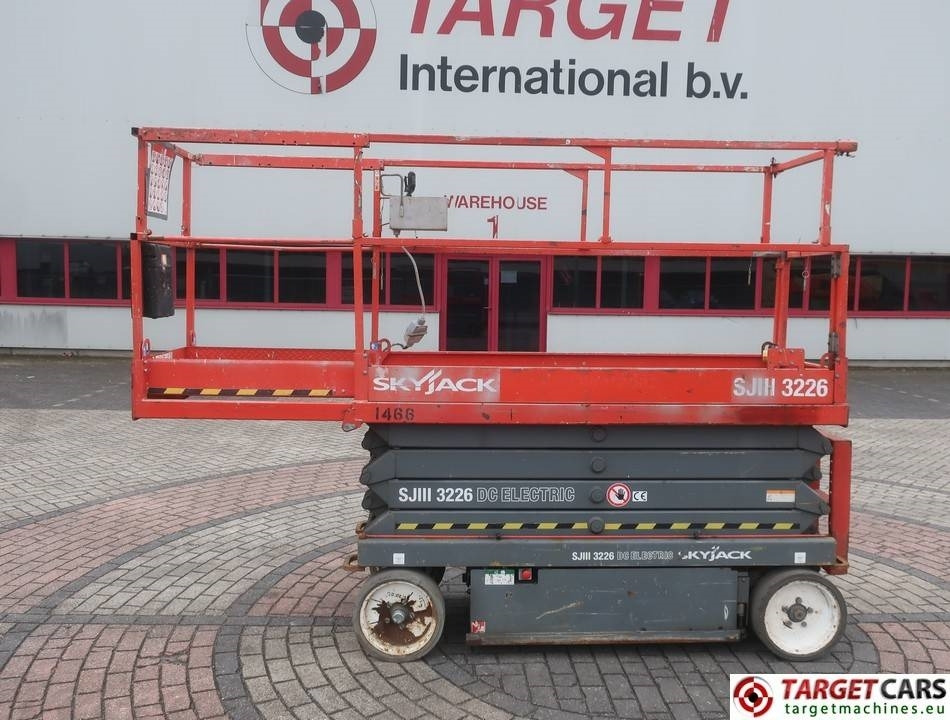 SkyJack SJIII-3226 Electric 3226 Scissor Work Lift 990cm  в лизинг SkyJack SJIII-3226 Electric 3226 Scissor Work Lift 990cm: фото 6