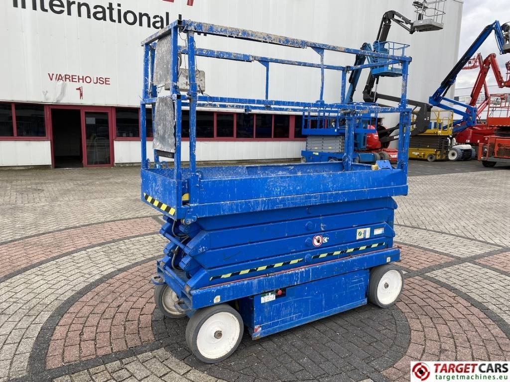 SkyJack SJIII-3226 Electric Scissor SJ3226 Work Lift 990cm - Ножничный подъемник: фото 1 SkyJack SJIII-3226 Electric Scissor SJ3226 Work Lift 990cm - Ножничный подъемник: фото 1