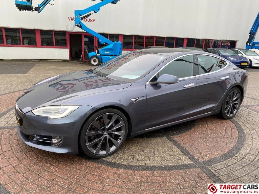 Tesla Model S Long Range Plus AWD 103KWH 541HP - Легковой автомобиль: фото 1 Tesla Model S Long Range Plus AWD 103KWH 541HP - Легковой автомобиль: фото 1