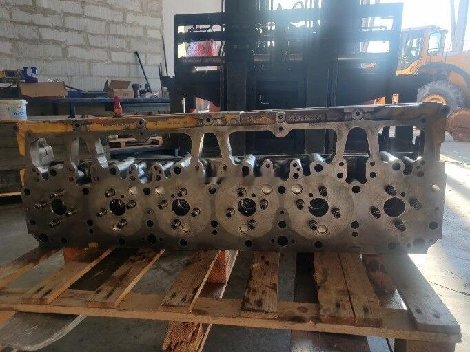1799462 Caterpillar 345B II - Головка блока для Экскаваторов: фото 2 1799462 Caterpillar 345B II - Головка блока для Экскаваторов: фото 2