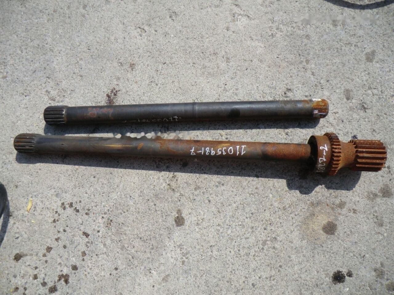 SUN GEAR & DRIVE SHAFT 11757 VOLVO L120C - Приводный вал для Колёсных погрузчиков: фото 1 SUN GEAR & DRIVE SHAFT 11757 VOLVO L120C - Приводный вал для Колёсных погрузчиков: фото 1