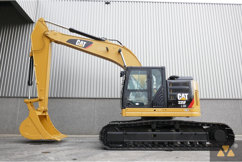 Гусеничный экскаватор Caterpillar 335F LCR: фото 1