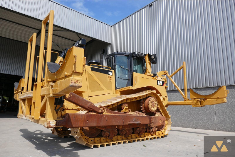 Caterpillar D8T Pipe carrier - Строительная техника: фото 1