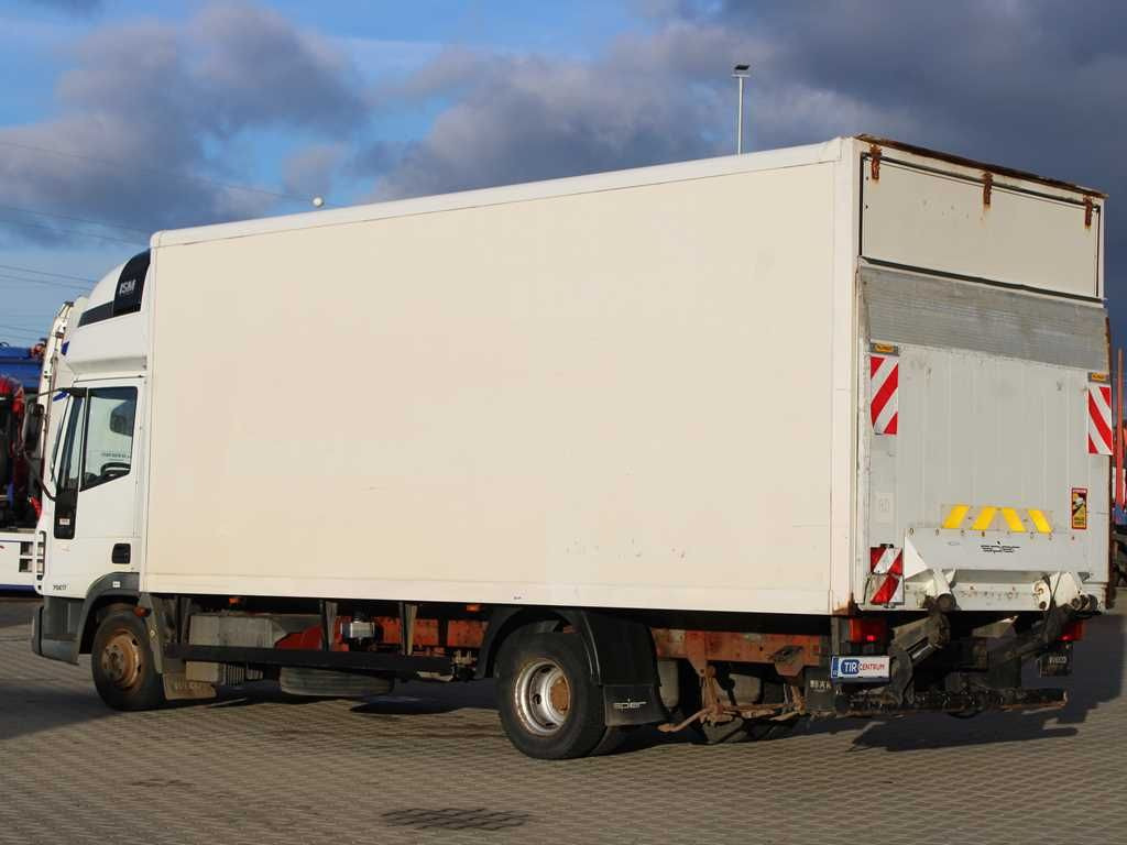 Iveco EUROCARGO ML75E17, TAIL LIFT, SLEEPING CABIN - Грузовик с закрытым кузовом: фото 4 Iveco EUROCARGO ML75E17, TAIL LIFT, SLEEPING CABIN - Грузовик с закрытым кузовом: фото 4