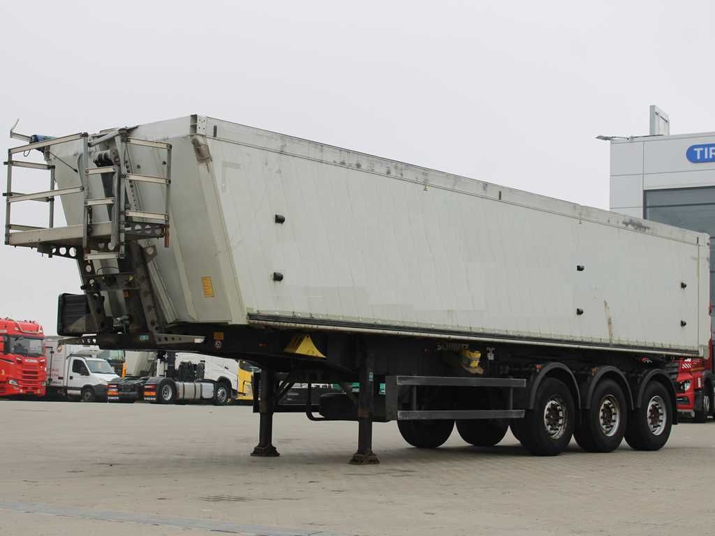 Schmitz Cargobull SKI 24 SL 10.5, AXLES 9t, LIFTING AXLE - Тентованный полуприцеп: фото 1 Schmitz Cargobull SKI 24 SL 10.5, AXLES 9t, LIFTING AXLE - Тентованный полуприцеп: фото 1