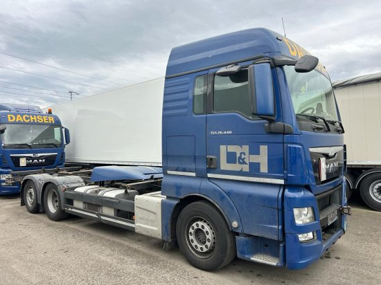 MAN TGX 26.440 XLX 6x2 Liftachse, Euro 6, Retarder, Motorschaden - Грузовик-контейнеровоз/ Сменный кузов: фото 1 MAN TGX 26.440 XLX 6x2 Liftachse, Euro 6, Retarder, Motorschaden - Грузовик-контейнеровоз/ Сменный кузов: фото 1