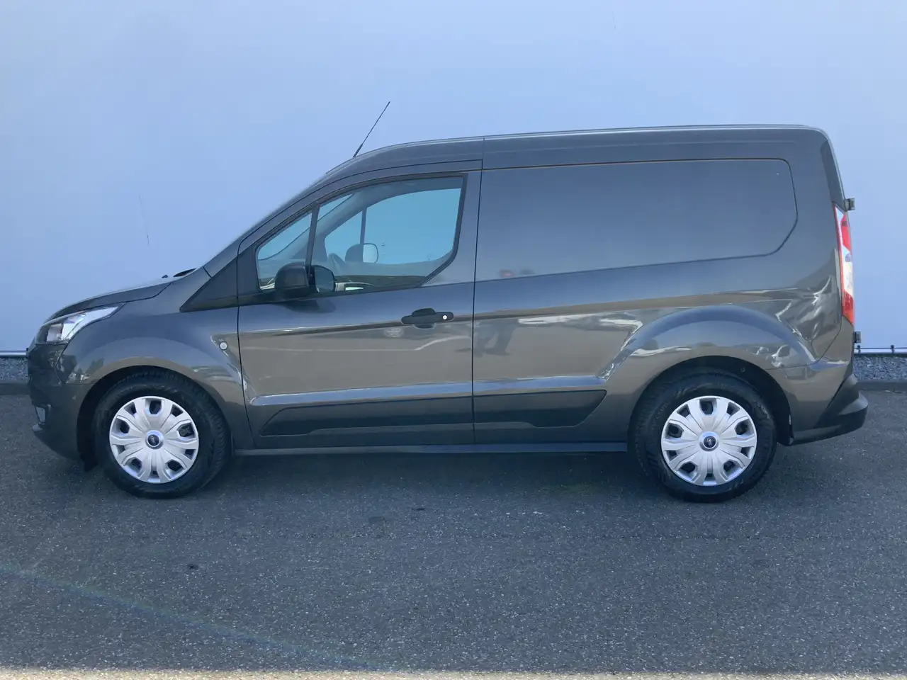 Ford Transit Connect 1.5 EcoBlue L1 Trend Airco Cruise 3 Zits Trekhaak - Легковой фургон: фото 3 Ford Transit Connect 1.5 EcoBlue L1 Trend Airco Cruise 3 Zits Trekhaak - Легковой фургон: фото 3