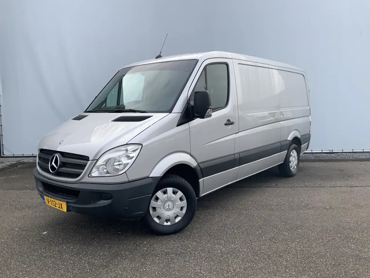 Mercedes-Benz Sprinter 316 2.2 CDI 366L2H1 Airco 3 Zits Trekhaak 2000 kg - Цельнометаллический фургон: фото 1 Mercedes-Benz Sprinter 316 2.2 CDI 366L2H1 Airco 3 Zits Trekhaak 2000 kg - Цельнометаллический фургон: фото 1