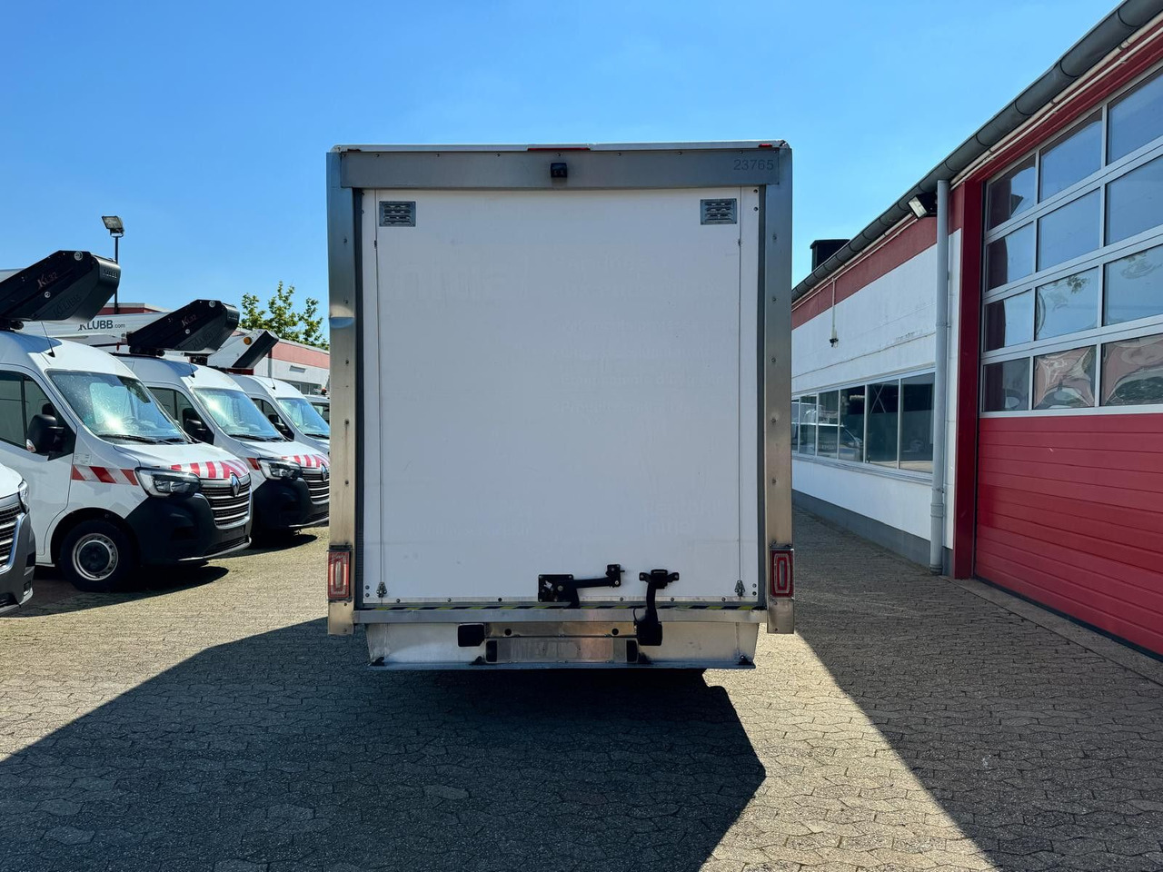 Renault Master Koffer mit Auffahrrampe 1200kg Nutzlast - Фургон с закрытым кузовом: фото 5 Renault Master Koffer mit Auffahrrampe 1200kg Nutzlast - Фургон с закрытым кузовом: фото 5