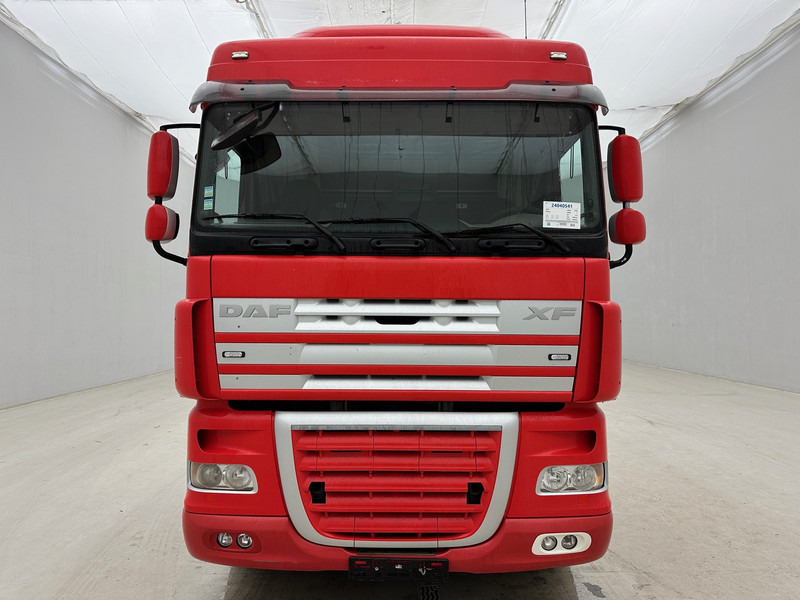 DAF XF105.410 Space Cab* - Крюковой мультилифт: фото 2 DAF XF105.410 Space Cab* - Крюковой мультилифт: фото 2