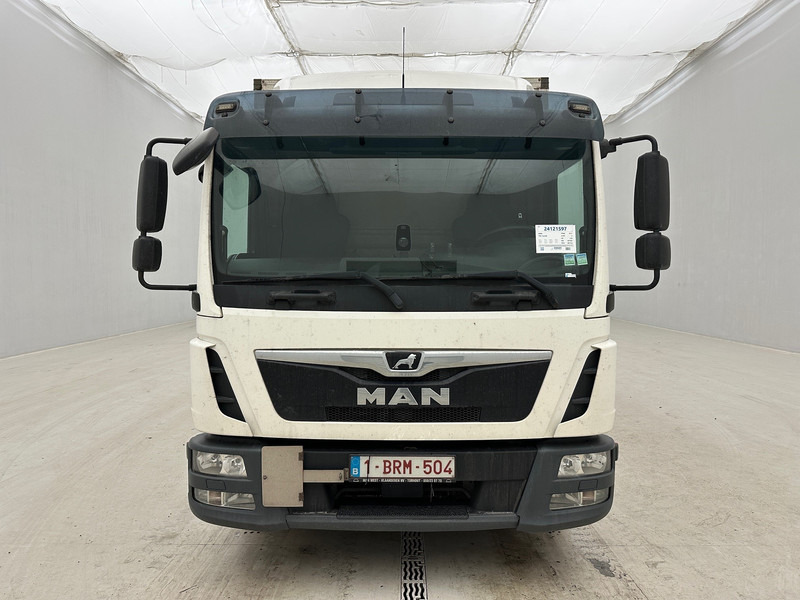 MAN TGL 12.220 - Грузовик с закрытым кузовом: фото 2 MAN TGL 12.220 - Грузовик с закрытым кузовом: фото 2