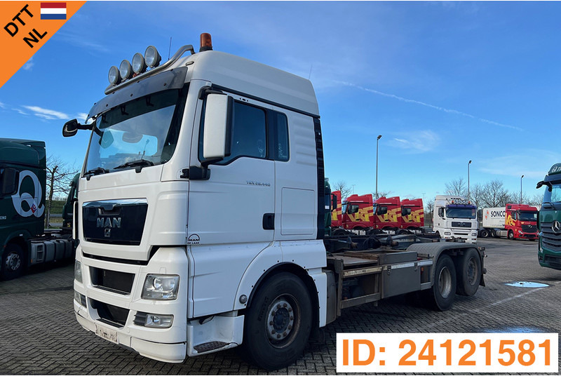 MAN TGX 26.440 - 6x2 - Тросовый мультилифт: фото 1 MAN TGX 26.440 - 6x2 - Тросовый мультилифт: фото 1
