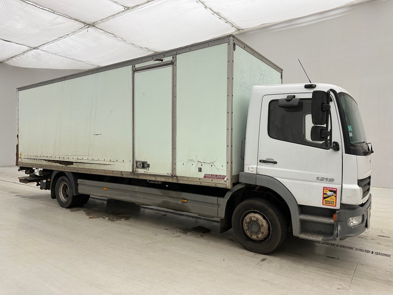 Mercedes-Benz Atego 1218 - Грузовик с закрытым кузовом: фото 3 Mercedes-Benz Atego 1218 - Грузовик с закрытым кузовом: фото 3