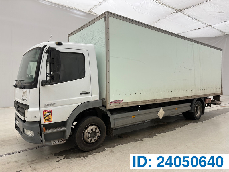 Mercedes-Benz Atego 1218 - Грузовик с закрытым кузовом: фото 1 Mercedes-Benz Atego 1218 - Грузовик с закрытым кузовом: фото 1