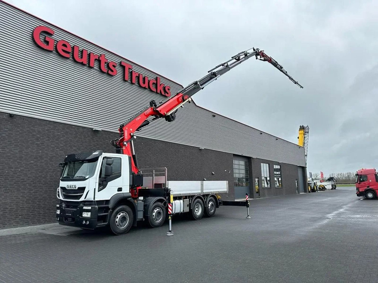 Iveco Stralis 480 X-WAY 8X2 + FASSI 545RA.2.26 + JIB L - Автоманипулятор: фото 2 Iveco Stralis 480 X-WAY 8X2 + FASSI 545RA.2.26 + JIB L - Автоманипулятор: фото 2