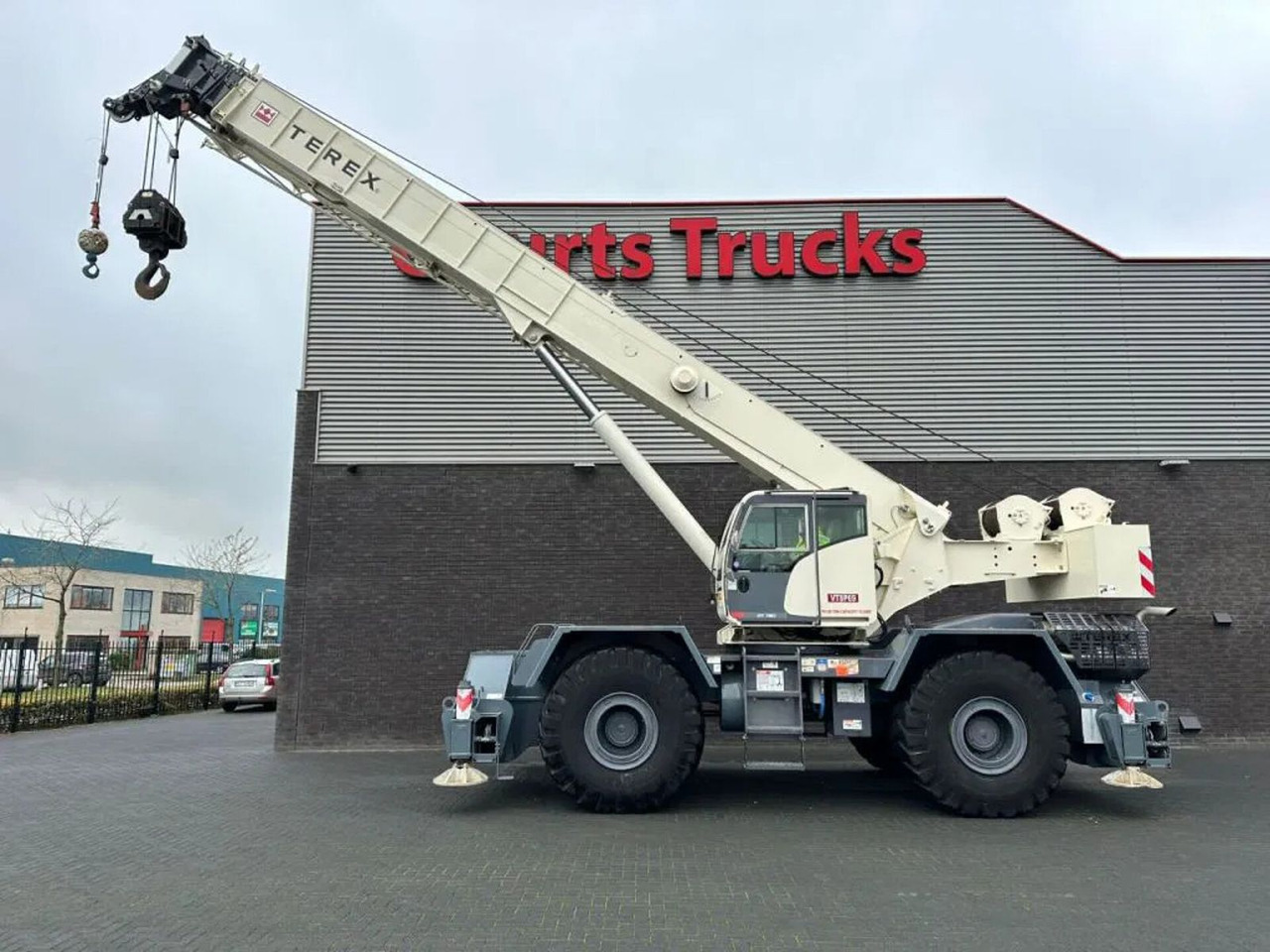 Terex RT780 ROUGH TERRAIN CRANE + JIB - Башенный кран: фото 1 Terex RT780 ROUGH TERRAIN CRANE + JIB - Башенный кран: фото 1