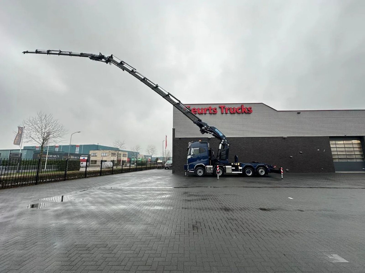Volvo FH 16.650 8X2 + EFFER 1855/8S + JIB 6S HEAVY DUT - Тягач: фото 5 Volvo FH 16.650 8X2 + EFFER 1855/8S + JIB 6S HEAVY DUT - Тягач: фото 5