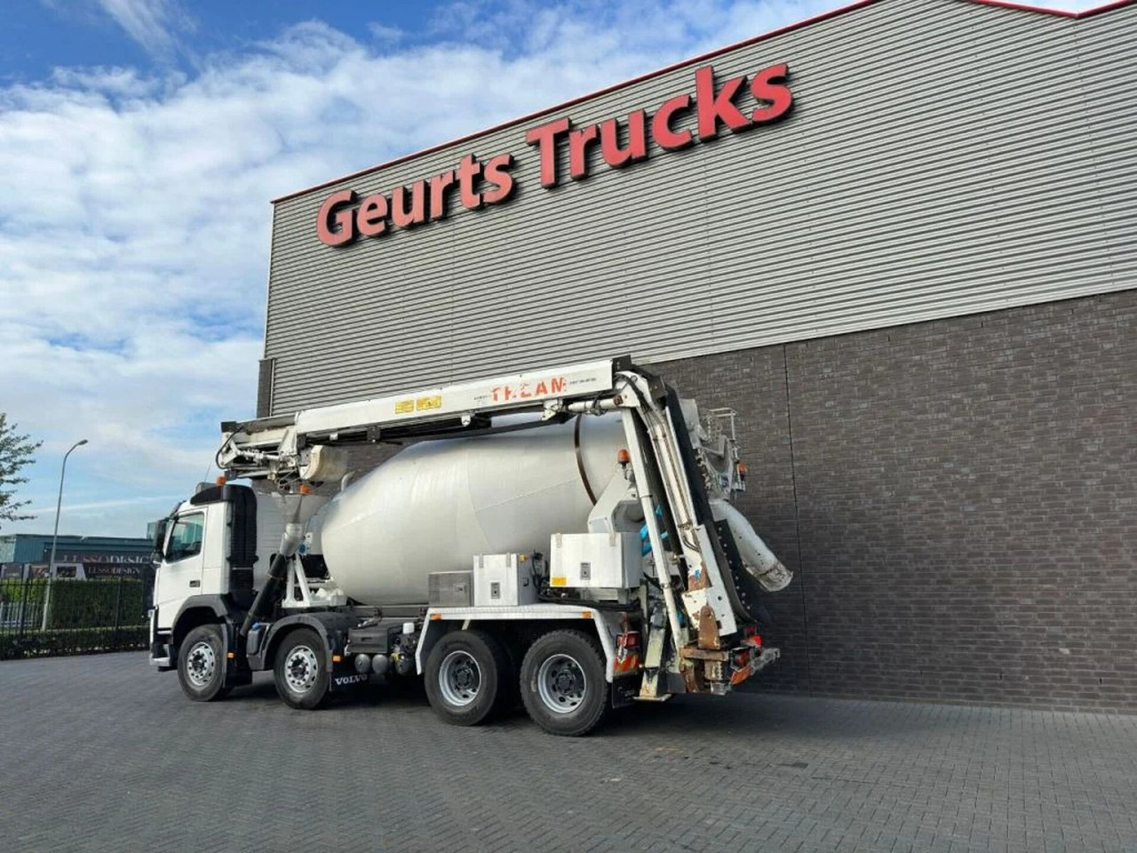 Volvo FM 410 8X4 + STETTER 9 M3 MIXER/MISCHER + THEAM - Автобетоносмеситель: фото 3 Volvo FM 410 8X4 + STETTER 9 M3 MIXER/MISCHER + THEAM - Автобетоносмеситель: фото 3
