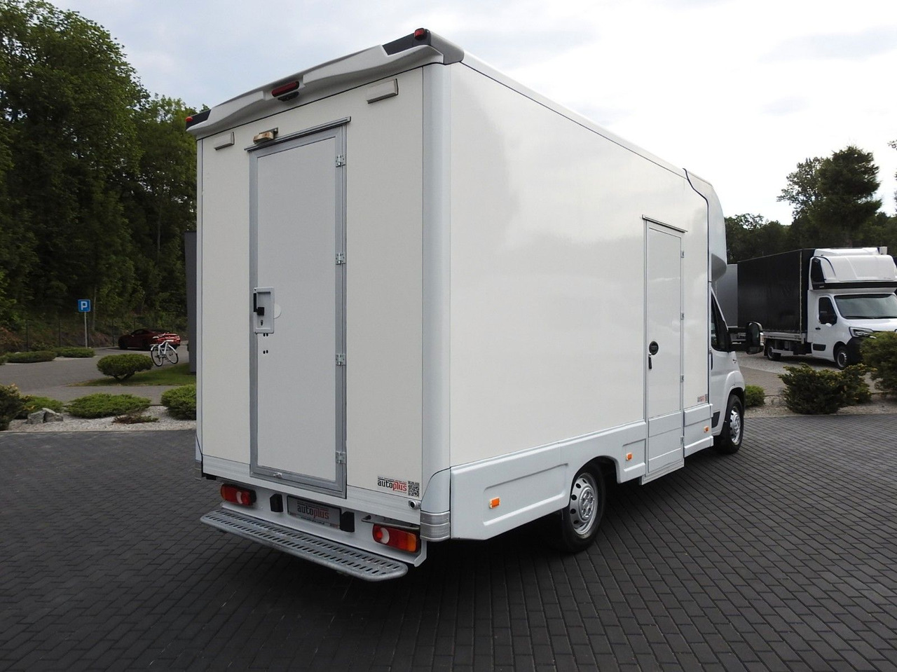 Fiat DUCATO KOFFER 8 PALETTEN KLIMAANLAGE 130PS - Фургон с закрытым кузовом: фото 3 Fiat DUCATO KOFFER 8 PALETTEN KLIMAANLAGE 130PS - Фургон с закрытым кузовом: фото 3