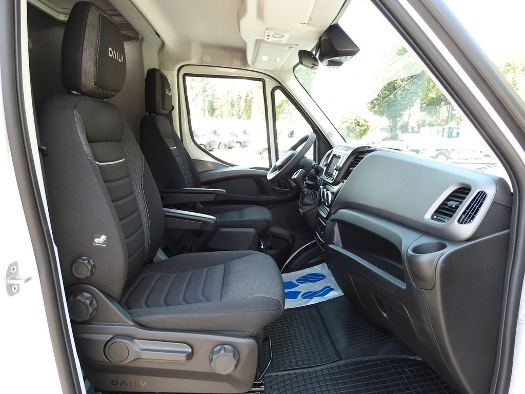 Iveco DAILY 35S18 NEUE PRITSCHE PLANE 8 PALETTEN  A/C  в лизинг Iveco DAILY 35S18 NEUE PRITSCHE PLANE 8 PALETTEN  A/C: фото 27