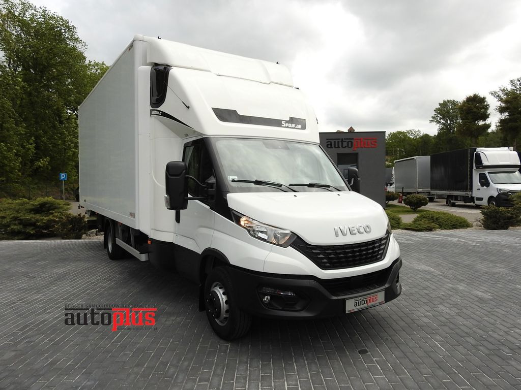 Фургон с закрытым кузовом, Грузопассажирский фургон Iveco DAILY 70C18 KOFFER AUFZUG 14 PALETTEN WEBASTO: фото 1