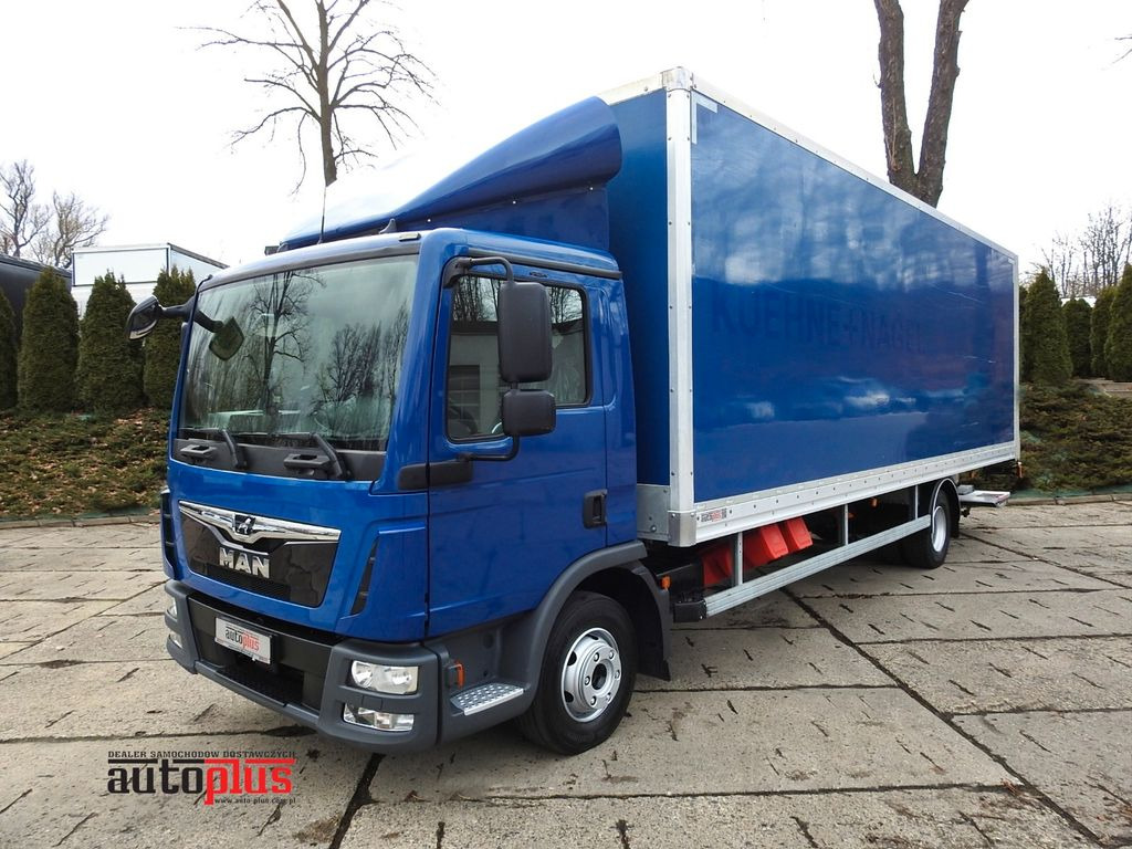 MAN TGL 12.220 KOFFER 18 PALETTEN ZWILLINGSRÄDER - Грузовик с закрытым кузовом: фото 1 MAN TGL 12.220 KOFFER 18 PALETTEN ZWILLINGSRÄDER - Грузовик с закрытым кузовом: фото 1