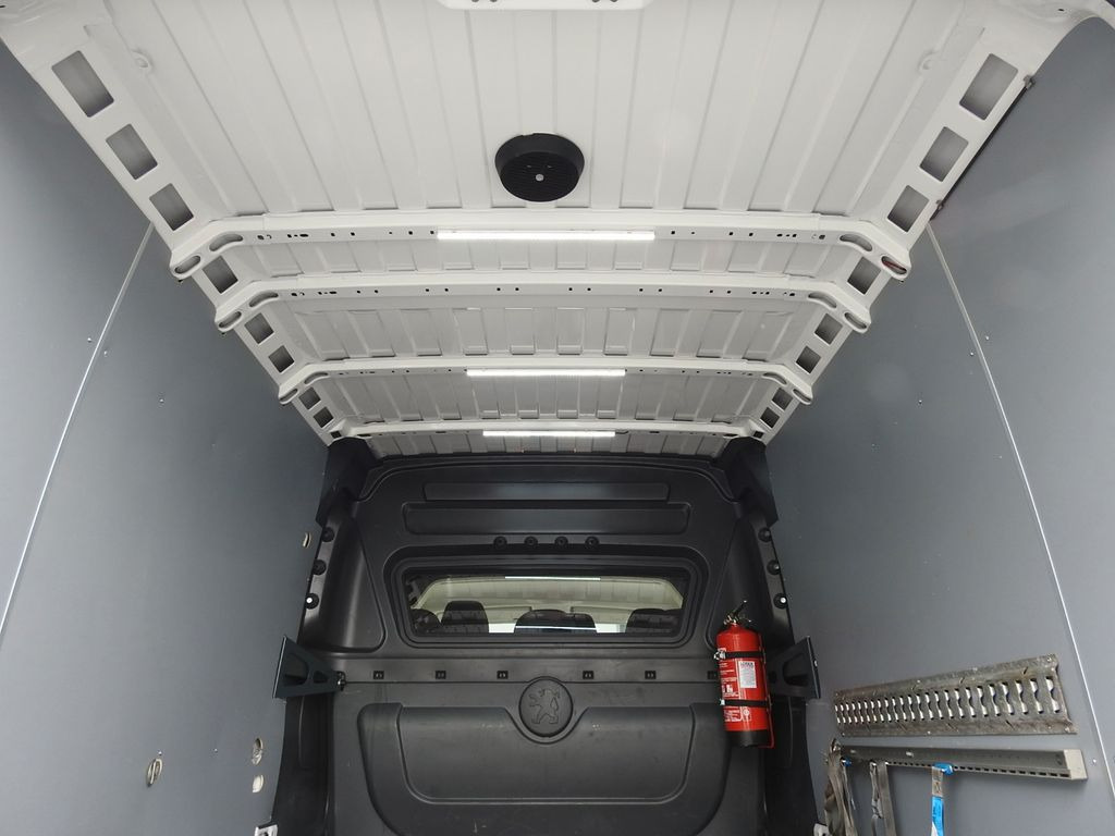 Peugeot BOXER KASTENWAGEN DOPPELKABINE 6 SITZE TEMPOMAT  в лизинг Peugeot BOXER KASTENWAGEN DOPPELKABINE 6 SITZE TEMPOMAT: фото 17