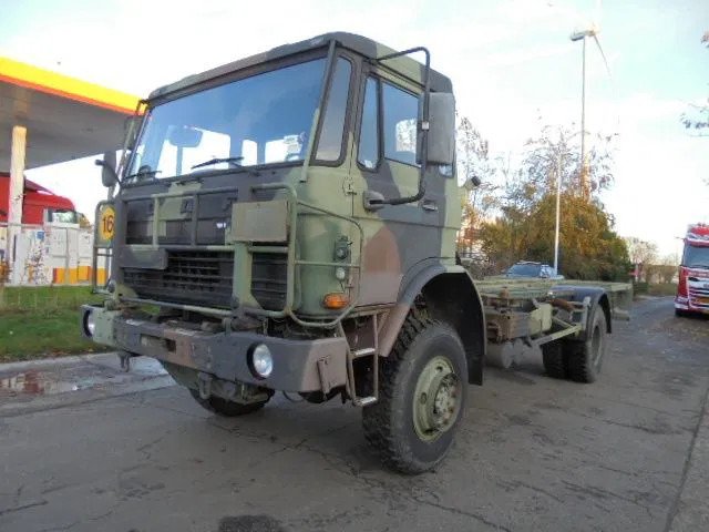 DAF YA 5444 4X4 - Грузовик-контейнеровоз/ Сменный кузов: фото 1 DAF YA 5444 4X4 - Грузовик-контейнеровоз/ Сменный кузов: фото 1