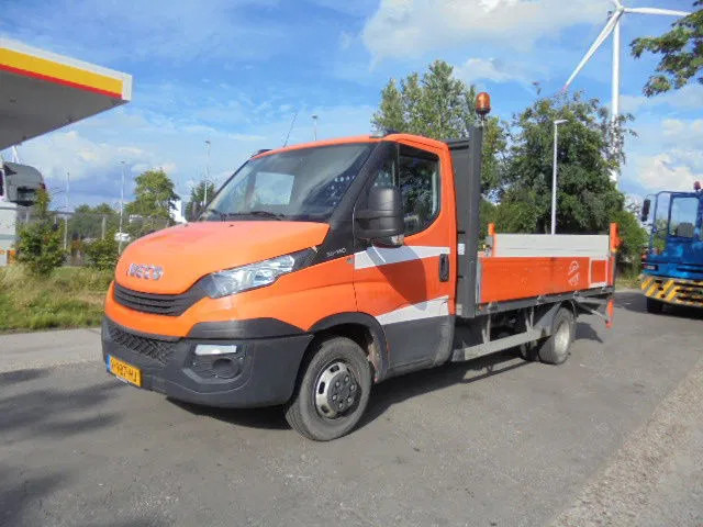 Iveco Daily 35S14 3500KG - Фургон с закрытым кузовом: фото 1 Iveco Daily 35S14 3500KG - Фургон с закрытым кузовом: фото 1