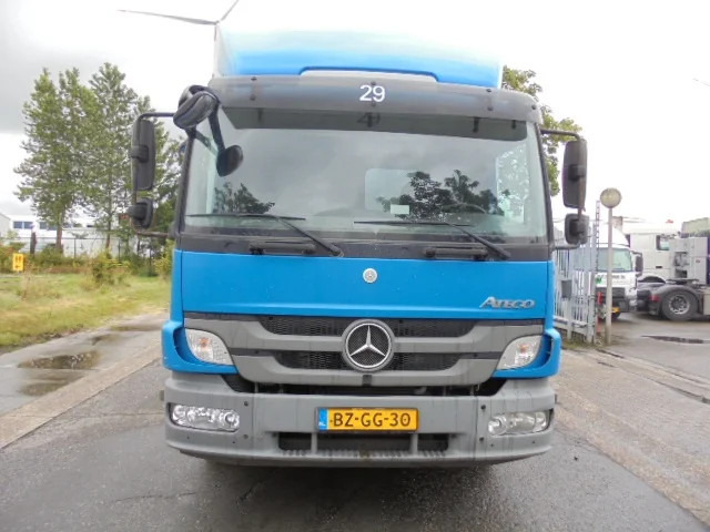 Mercedes-Benz Atego 1218 - Грузовик с закрытым кузовом: фото 5 Mercedes-Benz Atego 1218 - Грузовик с закрытым кузовом: фото 5