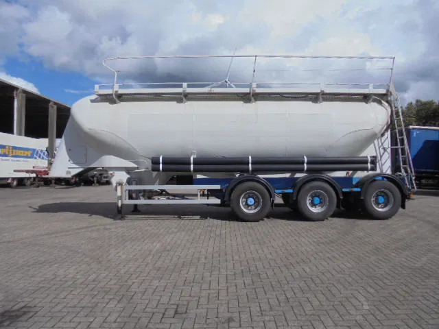 SPITZER BP SF 50 - Полуприцеп-цистерна: фото 2 SPITZER BP SF 50 - Полуприцеп-цистерна: фото 2