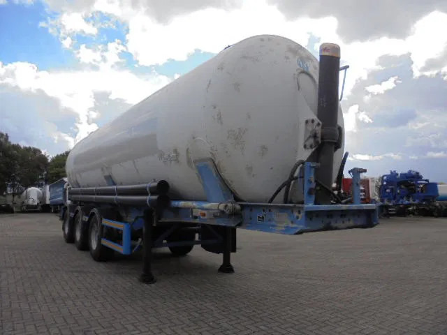 SPITZER BP SK 50 - Полуприцеп-цистерна: фото 3 SPITZER BP SK 50 - Полуприцеп-цистерна: фото 3