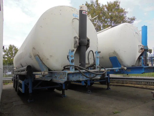 SPITZER EUROVRAC BP SK50 - Полуприцеп-цистерна: фото 2 SPITZER EUROVRAC BP SK50 - Полуприцеп-цистерна: фото 2