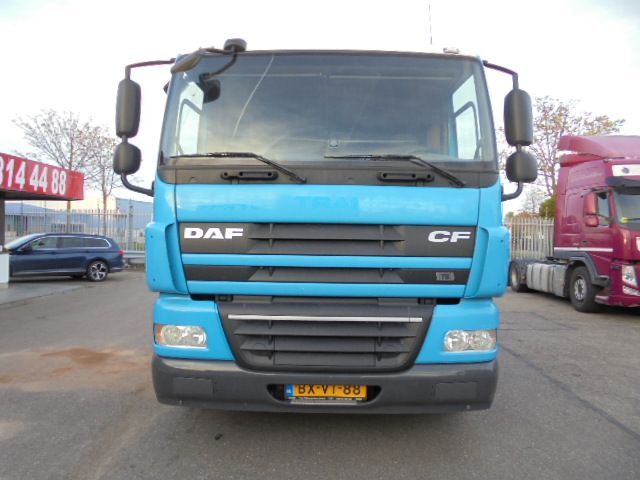 DAF 85.410 FTP -410 6X2 COMPRESSOR - Тягач: фото 2 DAF 85.410 FTP -410 6X2 COMPRESSOR - Тягач: фото 2