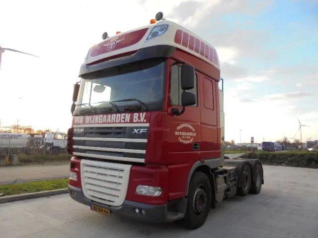 DAF XF 105 SUPER-SPACE 460 6X2 - Тягач: фото 1 DAF XF 105 SUPER-SPACE 460 6X2 - Тягач: фото 1