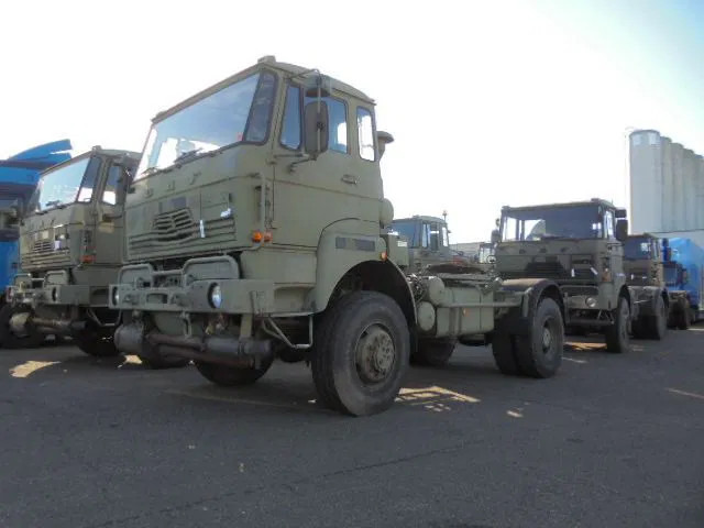 DAF YA YTV 2300 4X4 +WSK 10 UNITS IN STOCK 100 TON - Тягач: фото 1 DAF YA YTV 2300 4X4 +WSK 10 UNITS IN STOCK 100 TON - Тягач: фото 1