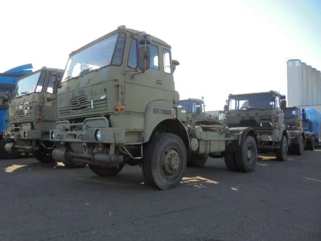 DAF YA YTV 2300 4X4 +WSK 10 UNITS IN STOCK - Тягач: фото 1 DAF YA YTV 2300 4X4 +WSK 10 UNITS IN STOCK - Тягач: фото 1