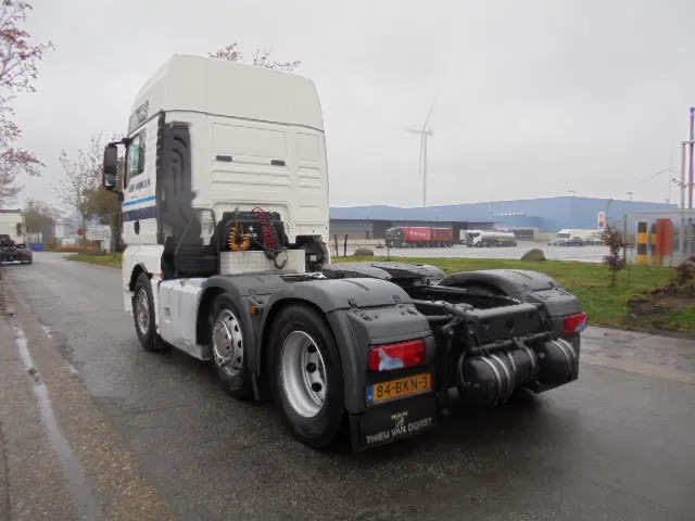 MAN TGX 26.500 XXL 6X2 NEW TYPE TACHO в лизинг MAN TGX 26.500 XXL 6X2 NEW TYPE TACHO: фото 8
