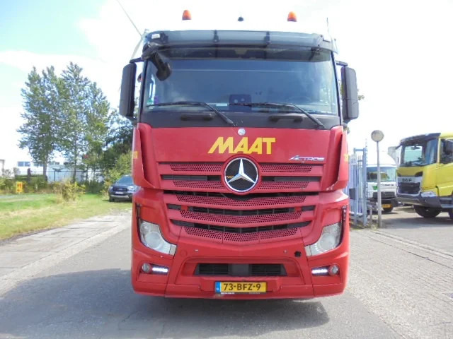 Mercedes-Benz Actros 1843 - Тягач: фото 2 Mercedes-Benz Actros 1843 - Тягач: фото 2
