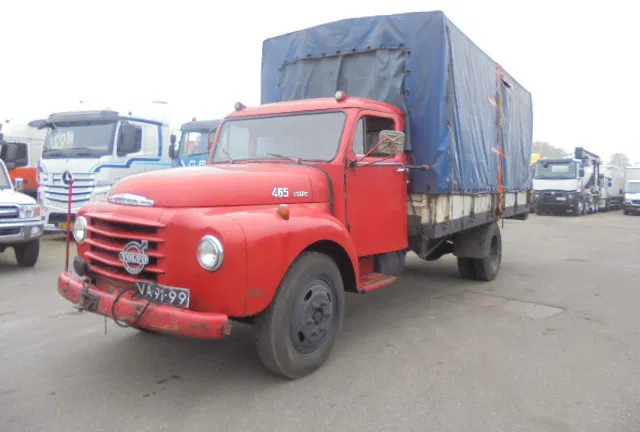 Тентованный грузовик Volvo L 465: фото 1