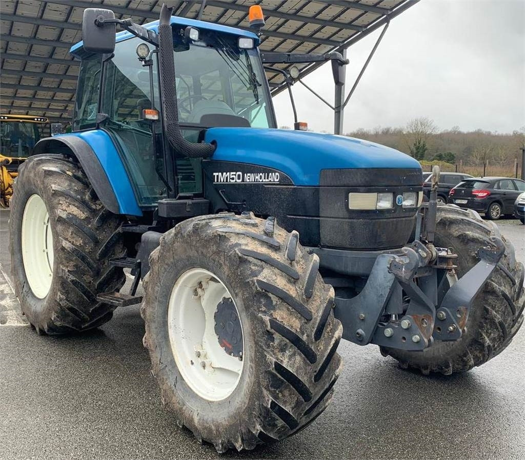 New Holland TM150 - Трактор: фото 3 New Holland TM150 - Трактор: фото 3