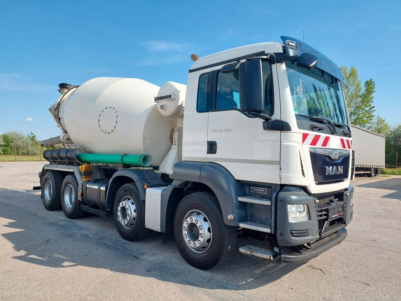MAN TGS 32.400 8X4 BB Liebherr 9 m³ - Автобетоносмеситель: фото 2 MAN TGS 32.400 8X4 BB Liebherr 9 m³ - Автобетоносмеситель: фото 2