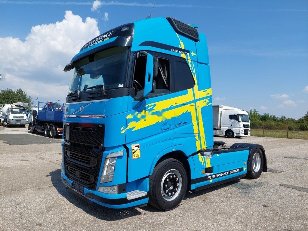 Тягач Volvo FH 13 Globetrotter XL 540 4x2: фото 1 Тягач Volvo FH 13 Globetrotter XL 540 4x2: фото 1