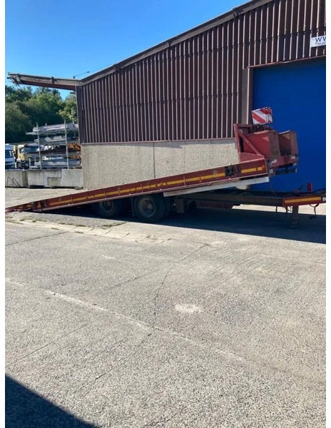 MOL 2 AXLES TIPPING TRAILER WITH RAMPS - Низкорамный прицеп: фото 1 MOL 2 AXLES TIPPING TRAILER WITH RAMPS - Низкорамный прицеп: фото 1