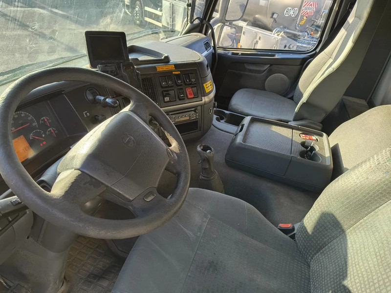 Volvo FM 300 14000L FUEL/CARBURANT - 4 COMP в лизинг Volvo FM 300 14000L FUEL/CARBURANT - 4 COMP: фото 9