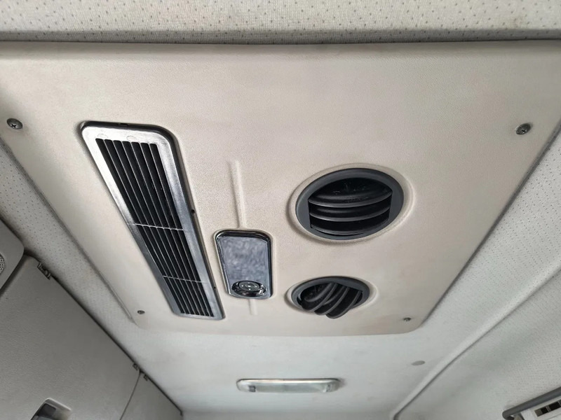 Volvo FM 370 INSULATED BOX - LIFT/STEERING AXLE - BICOOL AIRCO в лизинг Volvo FM 370 INSULATED BOX - LIFT/STEERING AXLE - BICOOL AIRCO: фото 13
