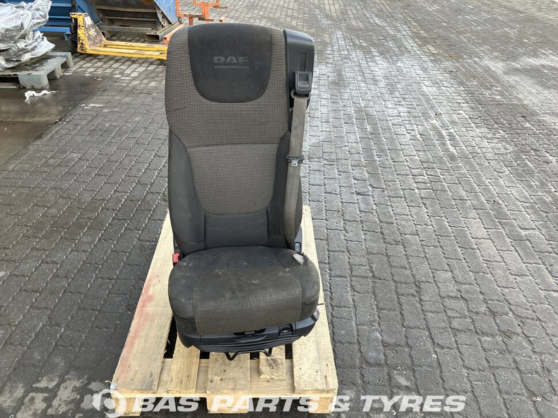 DAF CF Euro 6 - Сиденье для Грузовиков: фото 1 DAF CF Euro 6 - Сиденье для Грузовиков: фото 1