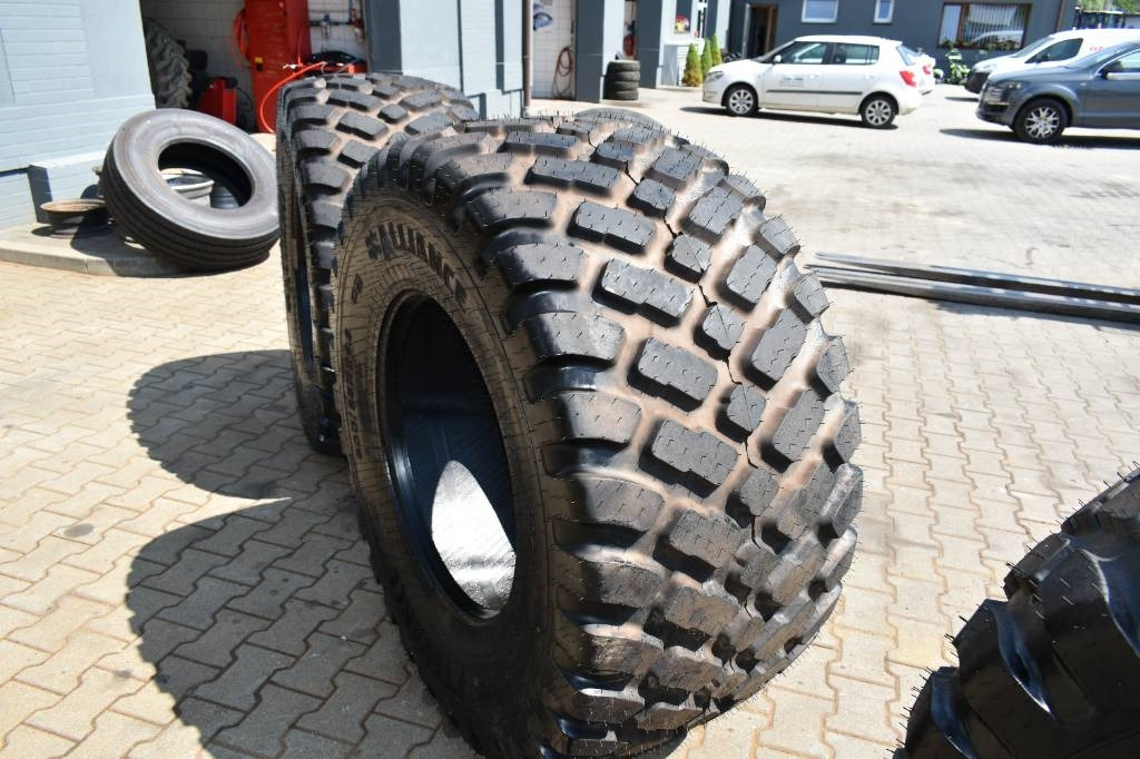 Alliance 600/55R26.5 / 882/ 165D /Steel Belted TL - Шина для Сельскохозяйственной техники: фото 5 Alliance 600/55R26.5 / 882/ 165D /Steel Belted TL - Шина для Сельскохозяйственной техники: фото 5